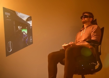 國外神人打造真正的電競椅！將 9800X3D + 4060 PC 融入到電腦椅裡，還只需要一條線就能運行