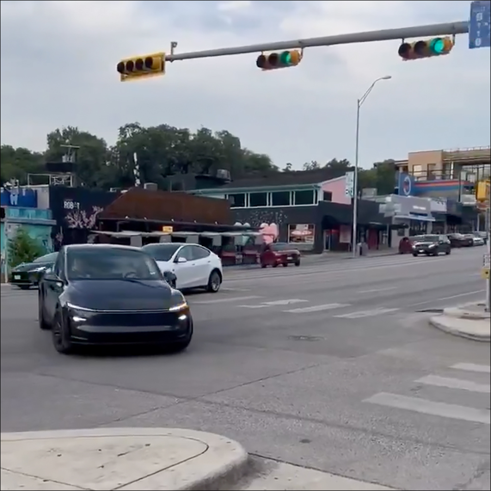 Tesla Robotaxi