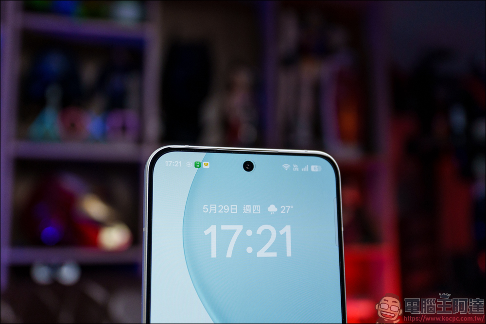 OPPO Reno14 Pro 開箱：5000萬畫素四鏡頭 + AI 影像黑科技，續航實力全面升級 - 電腦王阿達