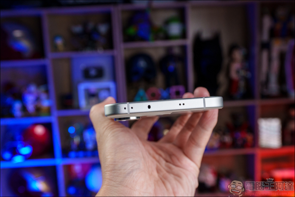 OPPO Reno14 Pro 開箱：5000萬畫素四鏡頭 + AI 影像黑科技，續航實力全面升級 - 電腦王阿達