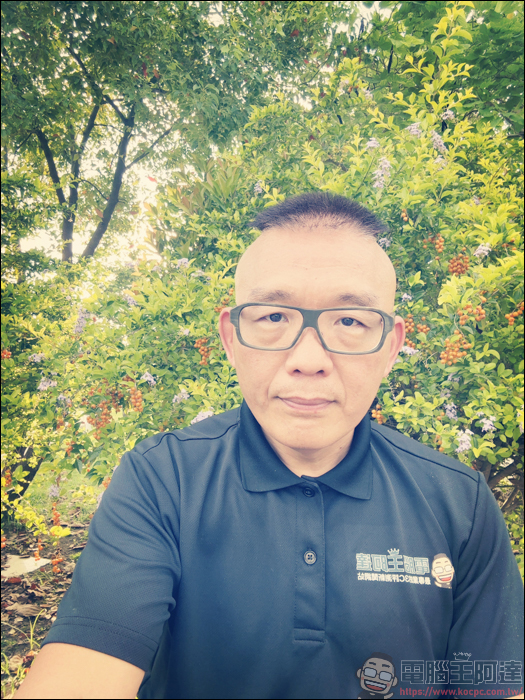 COMITOK MOGO 手機穩定器開箱動手玩｜與 Apple DockKit 連動，讓穩定器成為你的隨行攝影師！ - 電腦王阿達