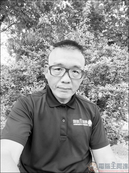 COMITOK MOGO 手機穩定器開箱動手玩｜與 Apple DockKit 連動，讓穩定器成為你的隨行攝影師！ - 電腦王阿達