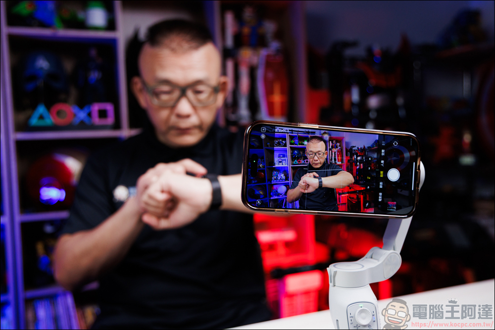 COMITOK MOGO 手機穩定器開箱動手玩｜與 Apple DockKit 連動，讓穩定器成為你的隨行攝影師！ - 電腦王阿達
