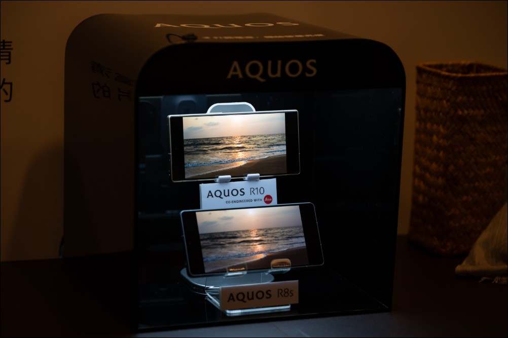夏普推出2025夏季雙機：AQUOS R10輕旗艦與AQUOS wish5生活防護新機 - 電腦王阿達