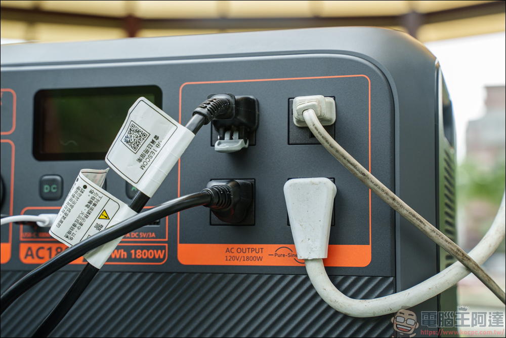 BLUETTI 1800W 電吉拉行動電站實測：1800W最強輸出、近1.5度電超大容量，行動電站天花板！ - 電腦王阿達