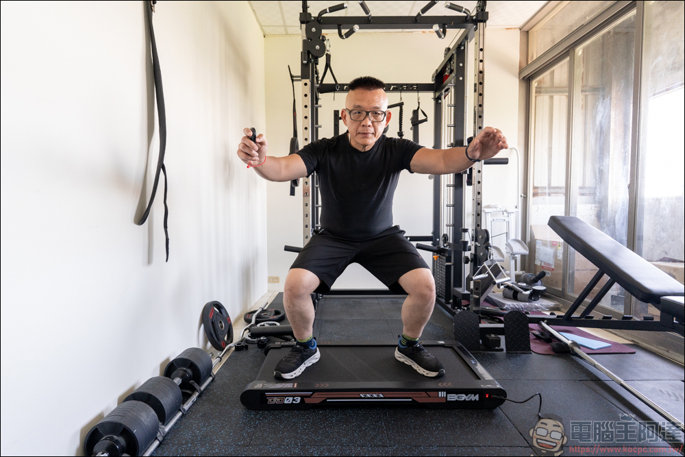 小空間也能爬坡健身：BGYM DD03超慢跑律動走步機PRO-登山者 開箱實測 - 電腦王阿達