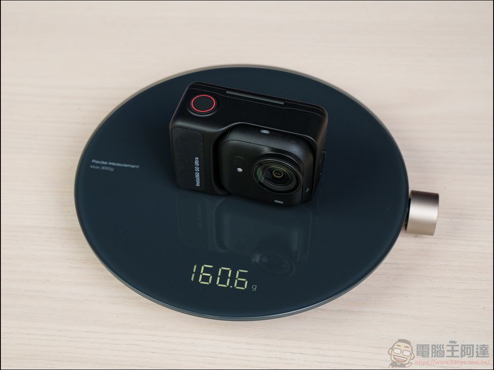 迷你運動相機夜拍之王！Insta360 GO Ultra 開箱實測 - 電腦王阿達