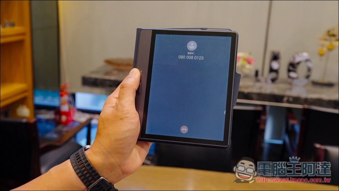 讀電子書、行動上網、AI轉錄逐字稿、翻譯、摘要重點全搞定！Bigme 7吋彩色E-ink 電子閱讀器 (B7國際版)開箱 - 電腦王阿達