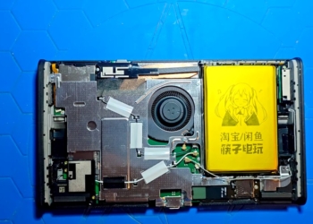 只花 40 美元續航力多一小時！國外用戶將 Nintendo Switch 2 電池改裝到 8,000mAh