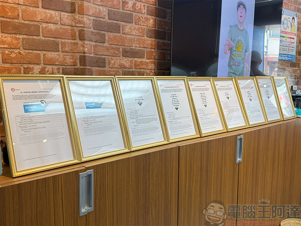 iPhone 17 全系列 imos 保護產品膜斯密碼準備好了！通過 UL MCV 行銷宣告驗證安心有保障 - 電腦王阿達