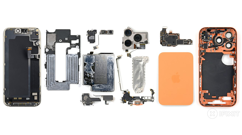 iPhone 17