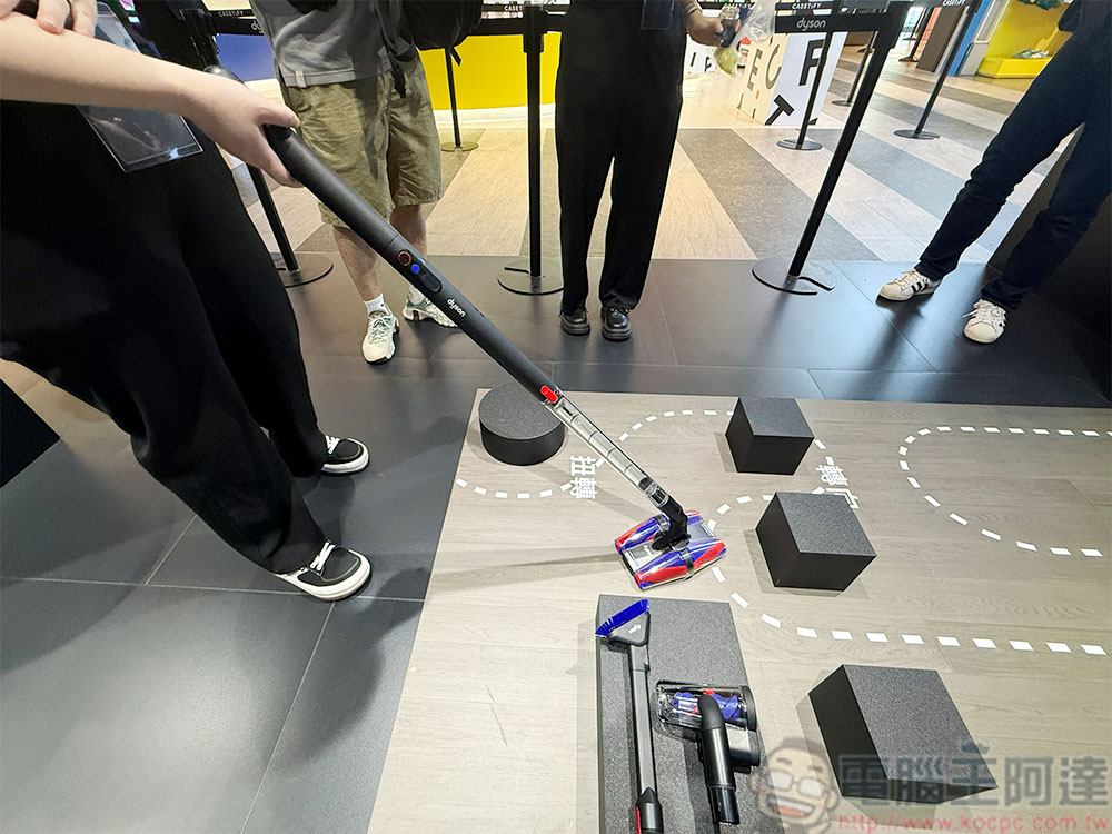 鉛筆吸塵器 Dyson PencilVac Fluffycones 在台推出，不到 1 公斤極輕盈、超靈巧 - 電腦王阿達