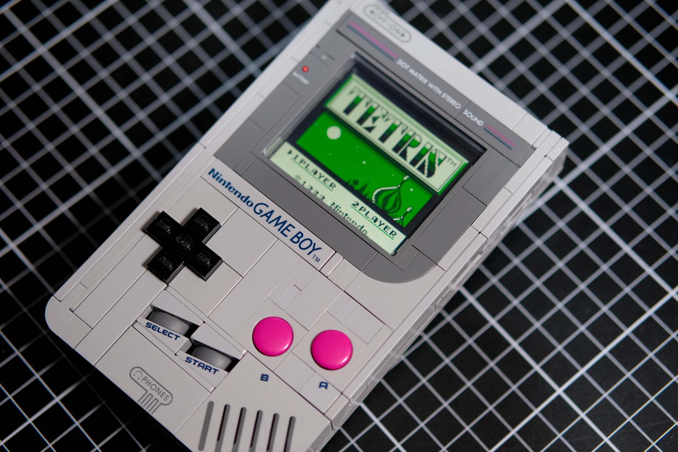 模改玩家再次出手！將「樂高 Game Boy」改造成實際可玩的版本 - 電腦王阿達