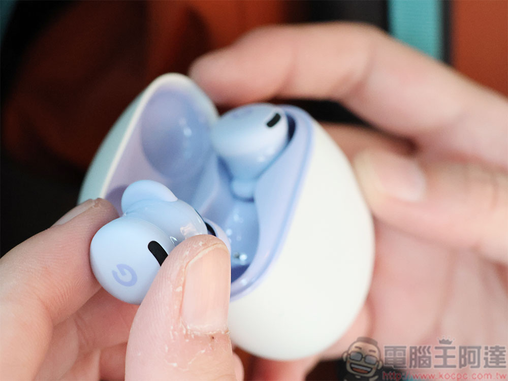 Google Pixel Buds 2a 實測：價格更親民，能力不打折 - 電腦王阿達