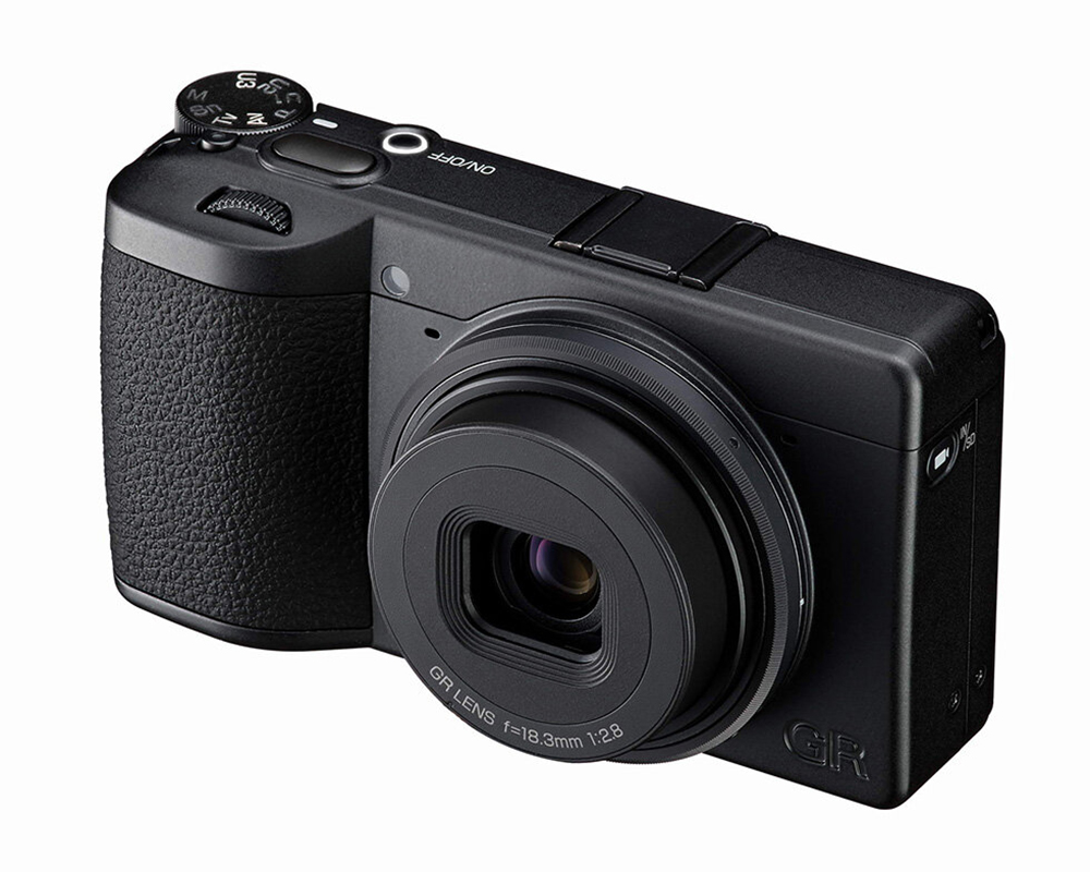 街拍神器進化！RICOH GR IV HDF 黑柔版與 GR Monochrome 單色版同步開發中 - 電腦王阿達