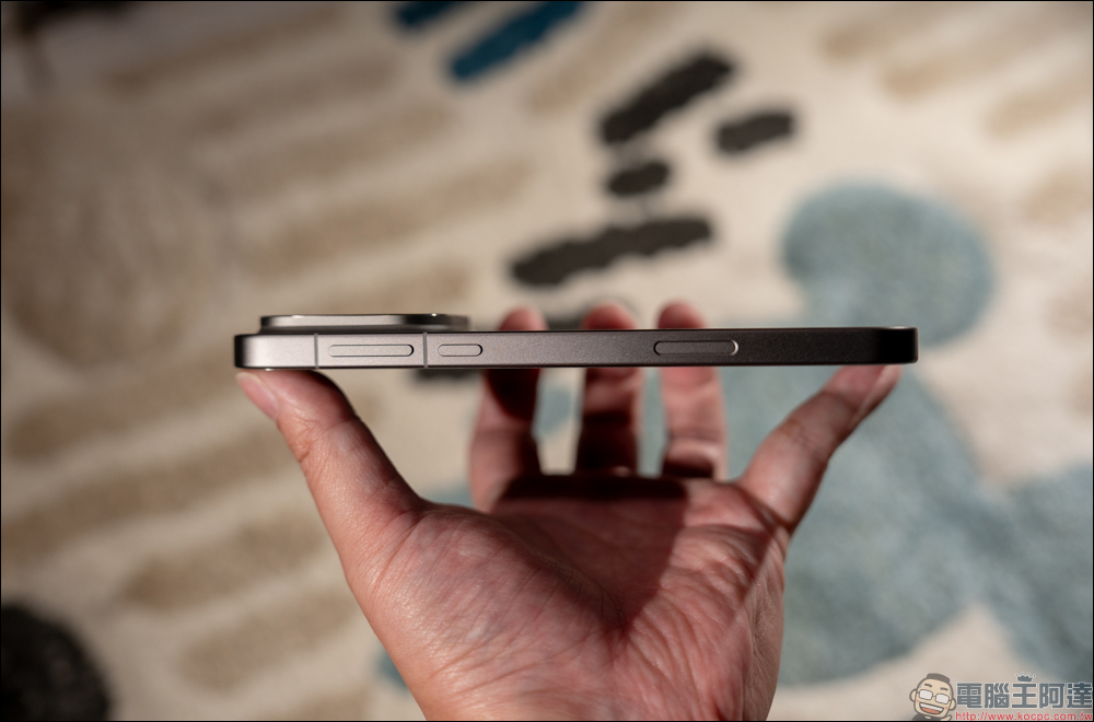 OPPO Find X9 Pro 開箱評測｜2 億哈蘇長焦、原色真彩鏡頭登場！年度影像旗艦的質感與實力全面升級 - 電腦王阿達