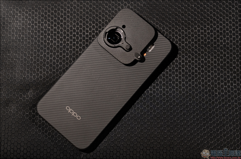 OPPO Find X9 Pro 開箱評測｜2 億哈蘇長焦、原色真彩鏡頭登場！年度影像旗艦的質感與實力全面升級 - 電腦王阿達