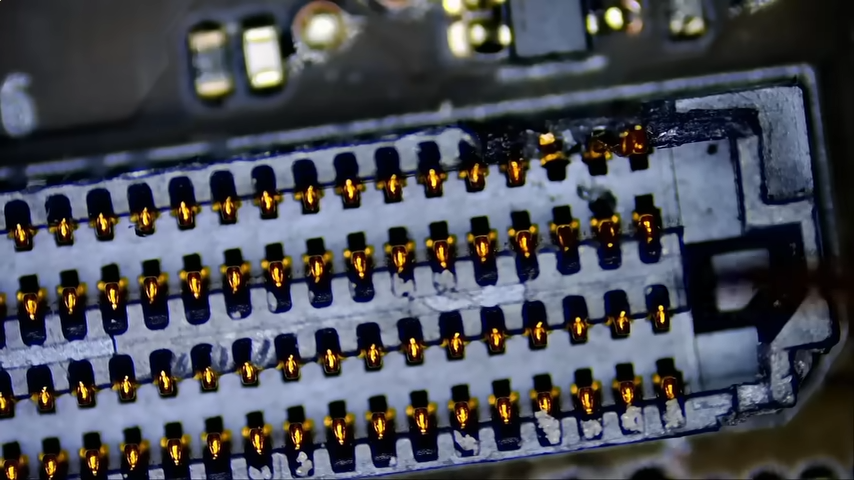 國外維修店呼籲千萬別買 RTX 5090 創始版，是他看過史上最糟糕的設計 - 電腦王阿達