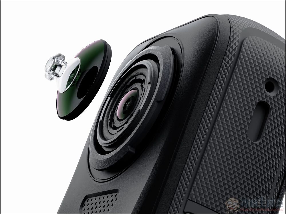 Insta360 推出史上最輕 8K 全景相機 Insta360 X4 Air，重量僅165公克 - 電腦王阿達