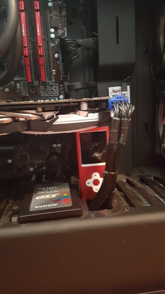 國外網友用 Nokia 手機解決電腦顯卡下垂的問題 - 電腦王阿達 國外網友用 Nokia 手機解決電腦顯卡下垂的問題 - 電腦王阿達