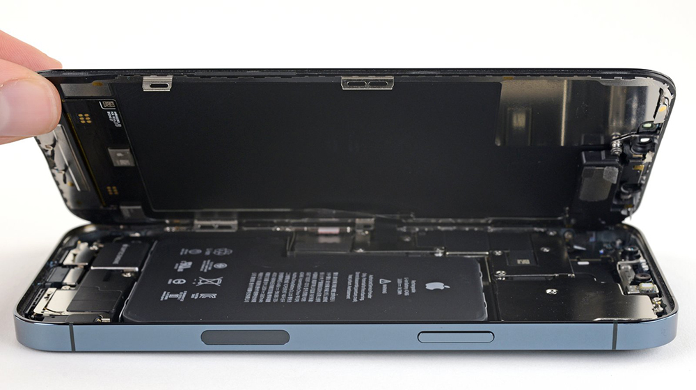 台灣大哥大換 iPhone 電池優惠！Android 及 iPhone 共 27 款原廠電池換修，最低 990 元起 - 電腦王阿達