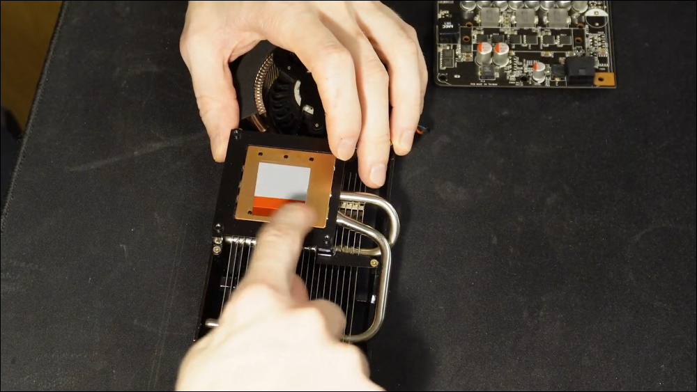 二手菸吸好吸滿的ROG 9800GT MATRIX顯卡，來看看國外 YouTuber 如何處置 - 電腦王阿達