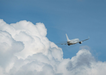 如果你在飛機上不切換到飛航模式會怎樣？