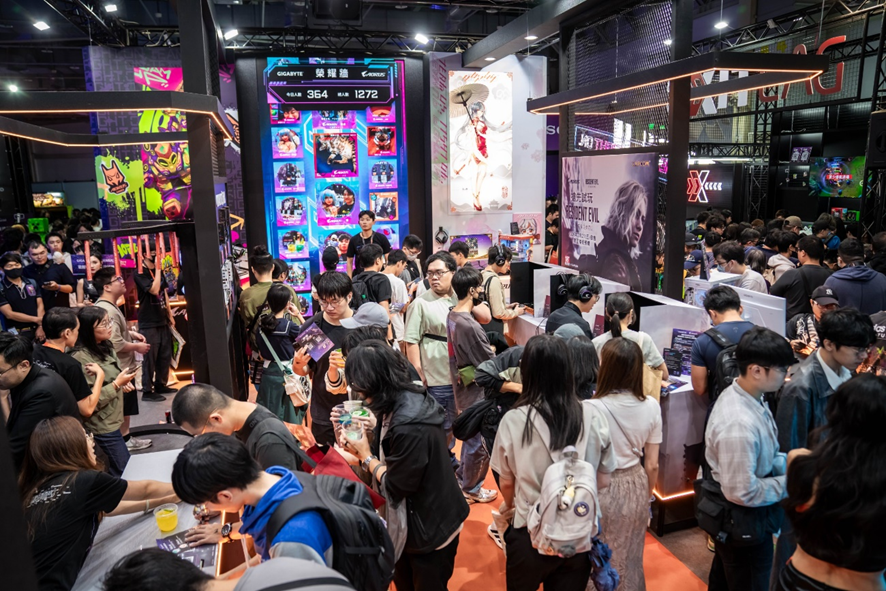 AORUS 戰鷹領域掀 WirForce 熱潮：技嘉科技展現品牌實力與玩家精神 - 電腦王阿達