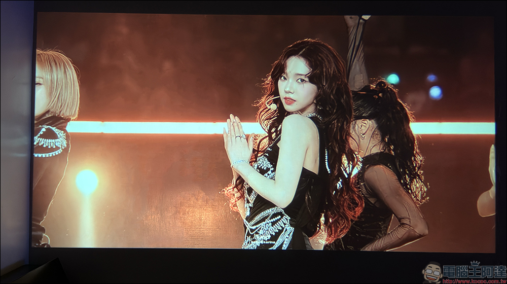 Warpple LA5 開箱評測：真 1080P 短焦雲台，掌上級智慧劇院的新體驗！ - 電腦王阿達