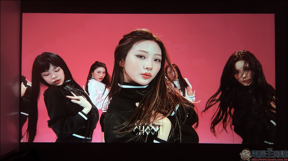 Warpple LA5 開箱評測：真 1080P 短焦雲台，掌上級智慧劇院的新體驗！ - 電腦王阿達