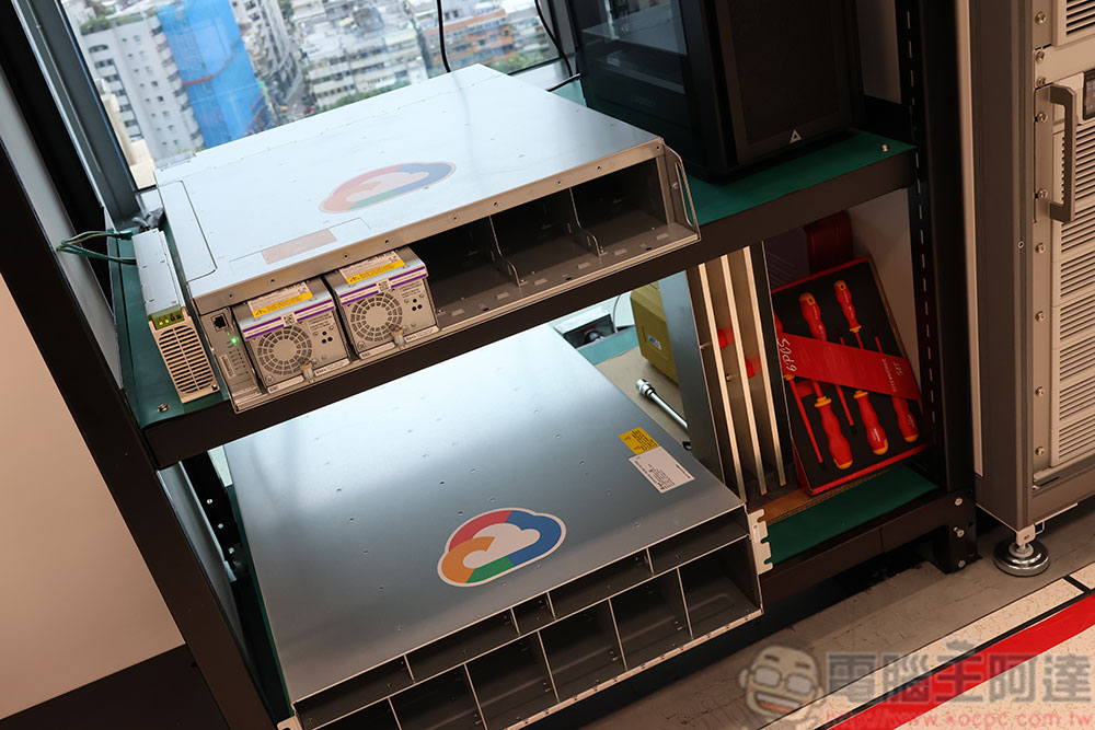 Google 台灣全新辦公室揭幕,打造總部外最大 AI 基礎建設硬體研發中心 - 電腦王阿達 Google 台灣全新辦公室揭幕,打造總部外最大 AI 基礎建設硬體研發中心 - 電腦王阿達