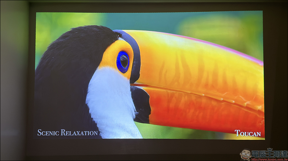 OVO U11 智慧投影機開箱:影視、遊戲、唱歌三合一的「小天王行動劇院」 - 電腦王阿達 OVO U11 智慧投影機開箱:影視、遊戲、唱歌三合一的「小天王行動劇院」 - 電腦王阿達