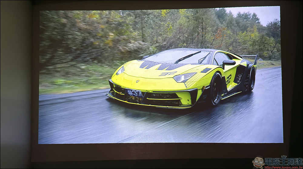 OVO U11 智慧投影機開箱:影視、遊戲、唱歌三合一的「小天王行動劇院」 - 電腦王阿達 OVO U11 智慧投影機開箱:影視、遊戲、唱歌三合一的「小天王行動劇院」 - 電腦王阿達