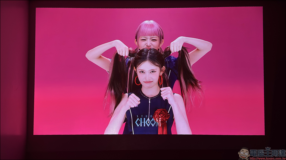 OVO U11 智慧投影機開箱:影視、遊戲、唱歌三合一的「小天王行動劇院」 - 電腦王阿達 OVO U11 智慧投影機開箱:影視、遊戲、唱歌三合一的「小天王行動劇院」 - 電腦王阿達