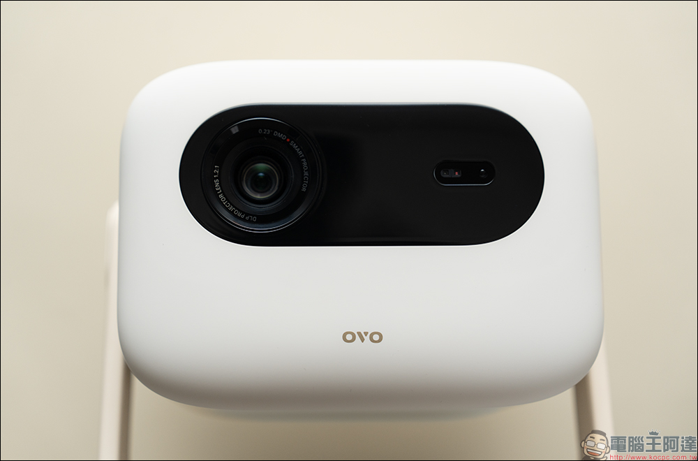 OVO U11 智慧投影機開箱:影視、遊戲、唱歌三合一的「小天王行動劇院」 - 電腦王阿達 OVO U11 智慧投影機開箱:影視、遊戲、唱歌三合一的「小天王行動劇院」 - 電腦王阿達