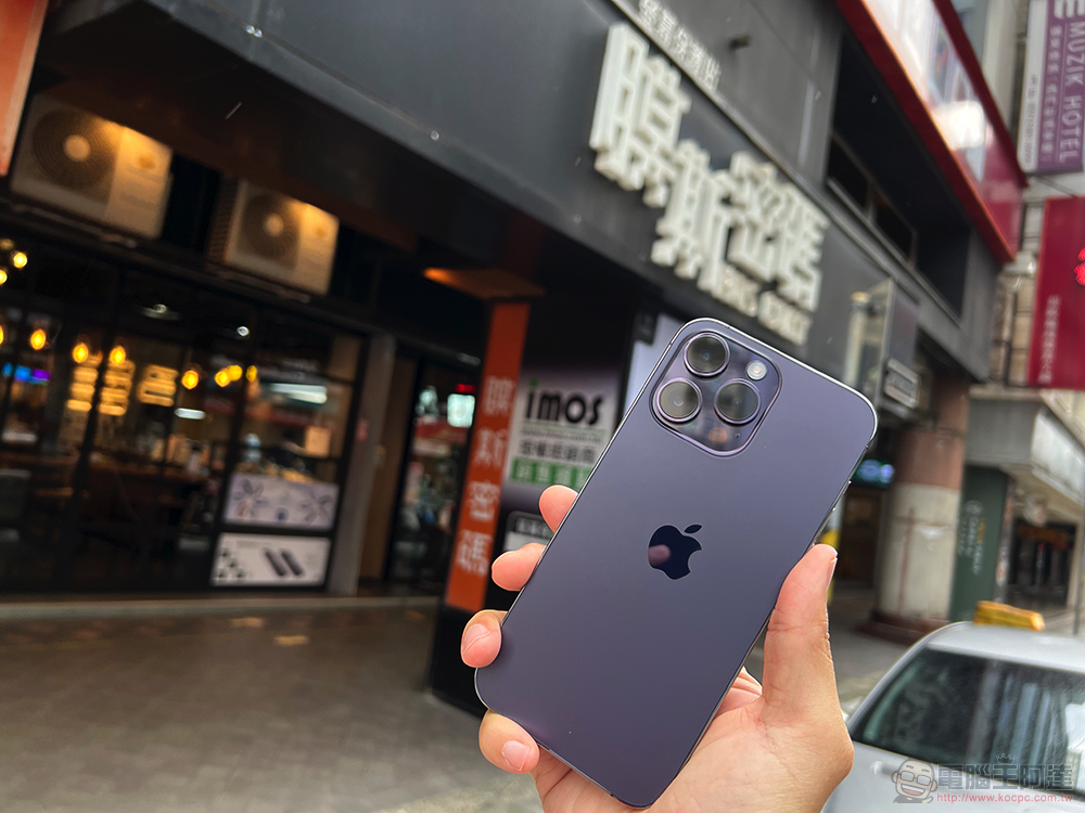 降級反升級?國外網友把 iPhone Air 換成 iPhone 14 Pro Max ,體驗更好還賺 1.5 萬 - 電腦王阿達 降級反升級?國外網友把 iPhone Air 換成 iPhone 14 Pro Max ,體驗更好還賺 1.5 萬 - 電腦王阿達