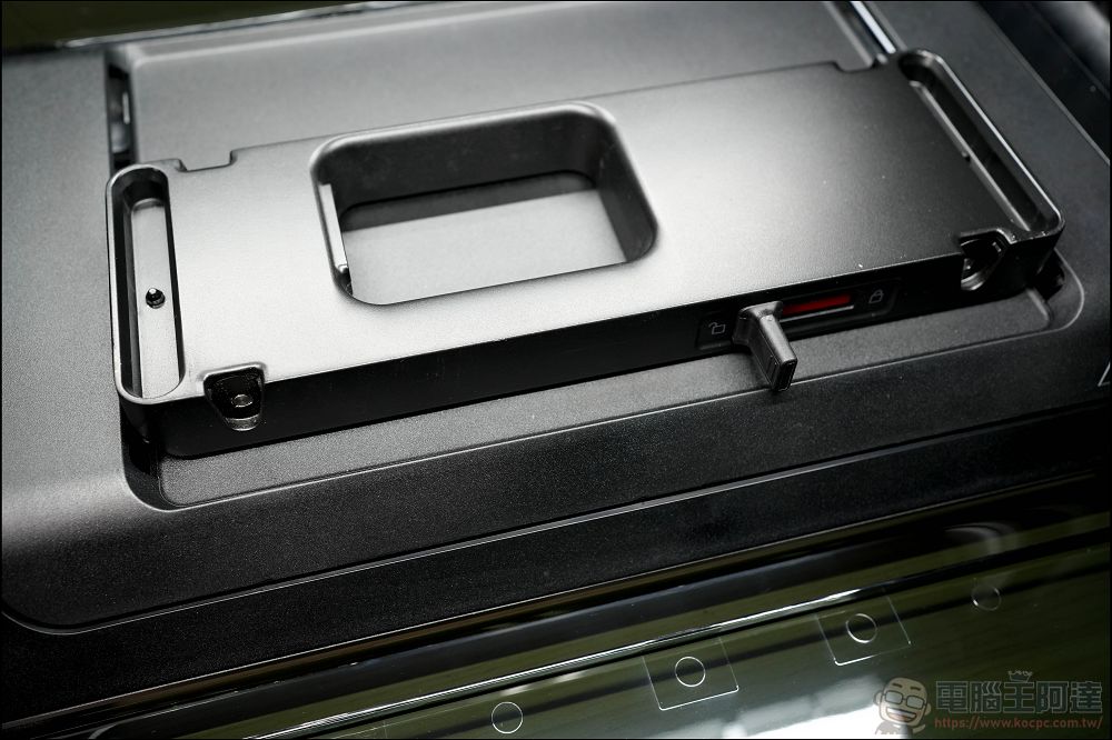 手作創業神機!eufyMake E1 3D 紋理 UV 印刷機開箱:不到 6 萬入手,讓個人工作室也能接客製化大單! - 電腦王阿達 手作創業神機!eufyMake E1 3D 紋理 UV 印刷機開箱:不到 6 萬入手,讓個人工作室也能接客製化大單! - 電腦王阿達