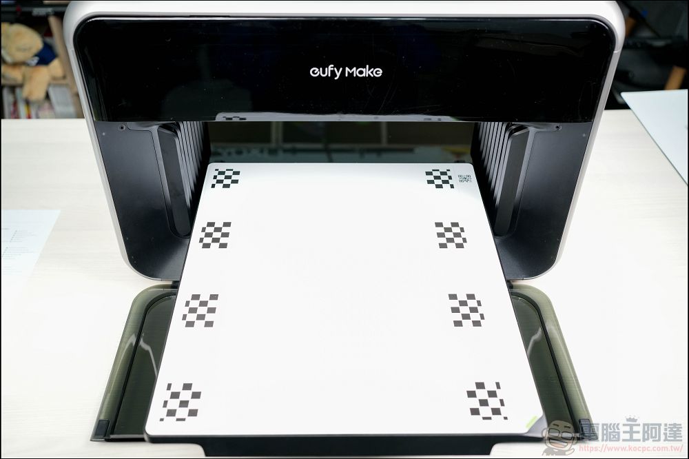 手作創業神機!eufyMake E1 3D 紋理 UV 印刷機開箱:不到 6 萬入手,讓個人工作室也能接客製化大單! - 電腦王阿達 手作創業神機!eufyMake E1 3D 紋理 UV 印刷機開箱:不到 6 萬入手,讓個人工作室也能接客製化大單! - 電腦王阿達
