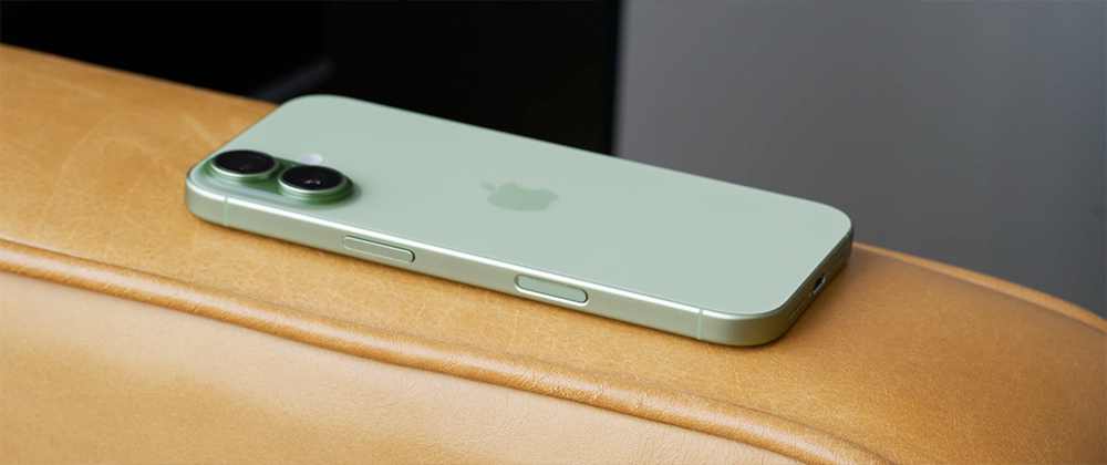 MKBHD 2025 智慧手機大賞：為何這款「基本款」手機竟能擊敗旗艦奪下年度 MVP？ - 電腦王阿達