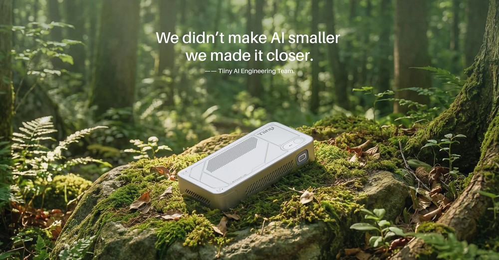 號稱全世界最小的個人超級電腦 Tiiny AI Pocket Lab 亮相!口袋大小卻可本地運行 120B 的 AI 模型 - 電腦王阿達 號稱全世界最小的個人超級電腦 Tiiny AI Pocket Lab 亮相!口袋大小卻可本地運行 120B 的 AI 模型 - 電腦王阿達