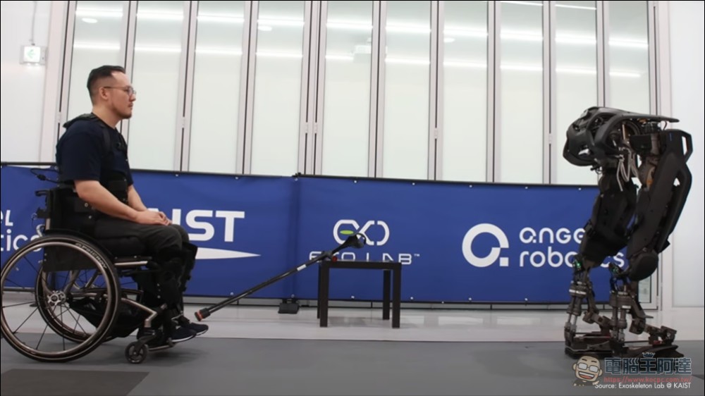 「鋼鐵人」不是夢!韓國 WalkON Suit F1 外骨骼機器人讓癱瘓者重新行走 - 電腦王阿達 「鋼鐵人」不是夢!韓國 WalkON Suit F1 外骨骼機器人讓癱瘓者重新行走 - 電腦王阿達
