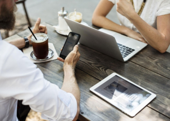 這 5 個常見省電技巧其實不怎麼省電