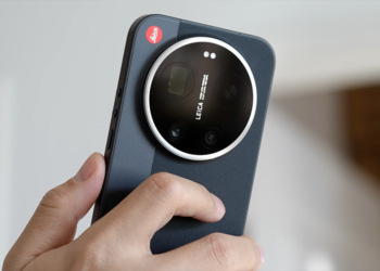 小米 Xiaomi 17 Ultra 徠卡版到底多「真」？鍾文澤開箱一上手就有答案