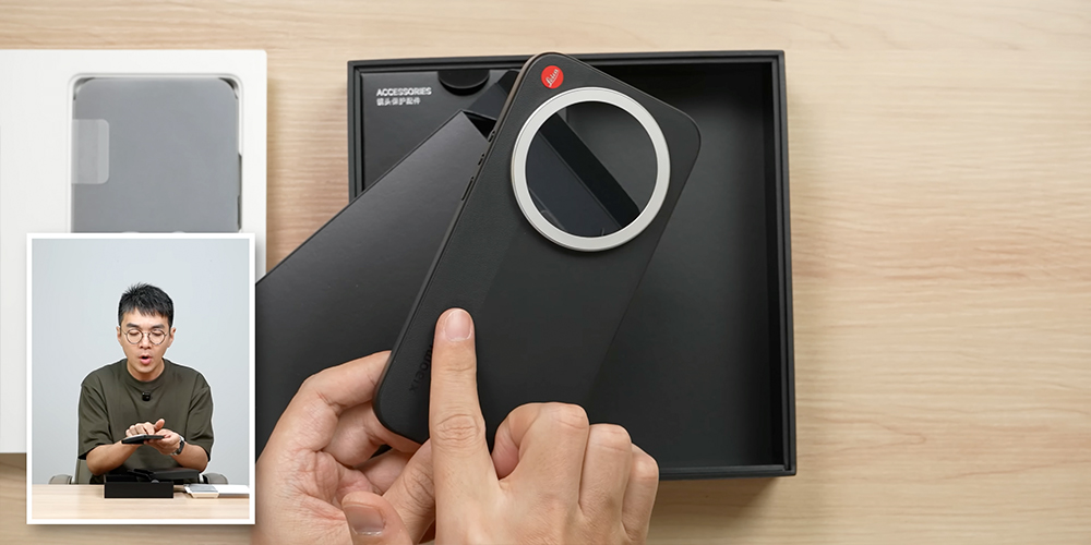 小米 Xiaomi 17 Ultra 徠卡版到底多「真」?鍾文澤開箱一上手就有答案 - 電腦王阿達 小米 Xiaomi 17 Ultra 徠卡版到底多「真」?鍾文澤開箱一上手就有答案 - 電腦王阿達