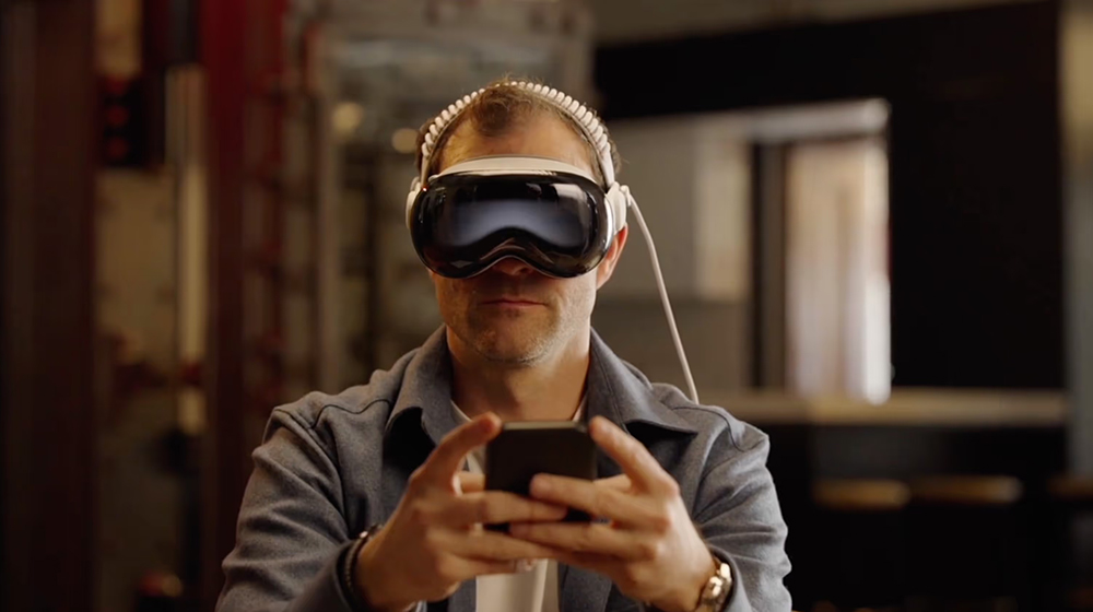 實體鍵盤控有福了!Clicks 推出 iPhone MagSafe 鍵盤電池,還做了一部運行 Android 16 的「反滑手機」 - 電腦王阿達 實體鍵盤控有福了!Clicks 推出 iPhone MagSafe 鍵盤電池,還做了一部運行 Android 16 的「反滑手機」 - 電腦王阿達