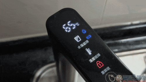 Aqua-Pure™ HPURE-18P 淨熱一體觸控式熱飲機開箱評測|一機搞定淨水、熱水、即飲需求,重新定義現代家庭的喝水體驗 - 電腦王阿達 Aqua-Pure™ HPURE-18P 淨熱一體觸控式熱飲機開箱評測|一機搞定淨水、熱水、即飲需求,重新定義現代家庭的喝水體驗 - 電腦王阿達