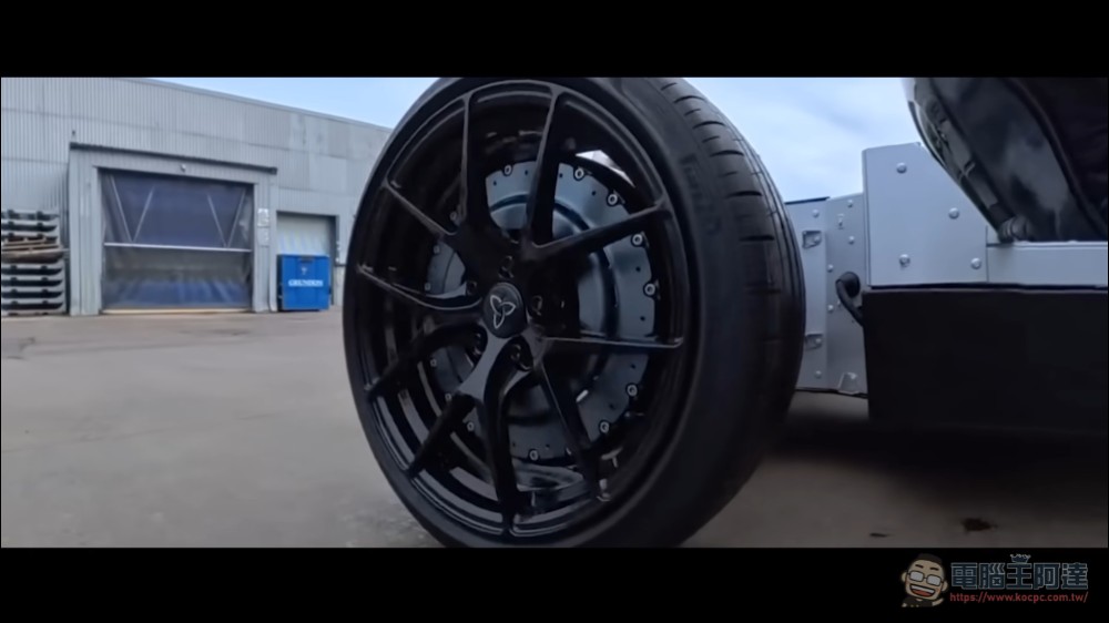 終極能源聖杯降臨?芬蘭新創企業 Donut Lab 於 CES 2026 發布首款商業化全固態電池 - 電腦王阿達 終極能源聖杯降臨?芬蘭新創企業 Donut Lab 於 CES 2026 發布首款商業化全固態電池 - 電腦王阿達