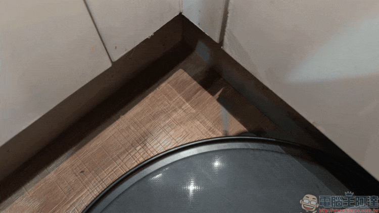 石頭科技 Saros 20 掃拖機器人開箱評測|門檻能過、床底能進,清潔流程一次到位的 2026 旗艦之作 - 電腦王阿達 石頭科技 Saros 20 掃拖機器人開箱評測|門檻能過、床底能進,清潔流程一次到位的 2026 旗艦之作 - 電腦王阿達