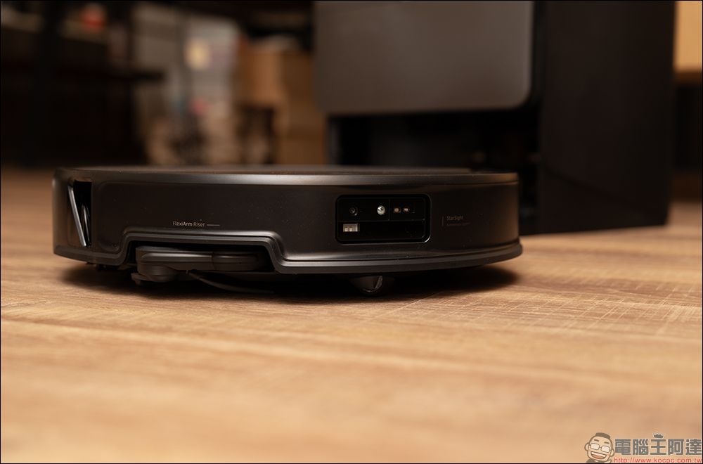 石頭科技 Saros 20 掃拖機器人開箱評測|門檻能過、床底能進,清潔流程一次到位的 2026 旗艦之作 - 電腦王阿達 石頭科技 Saros 20 掃拖機器人開箱評測|門檻能過、床底能進,清潔流程一次到位的 2026 旗艦之作 - 電腦王阿達