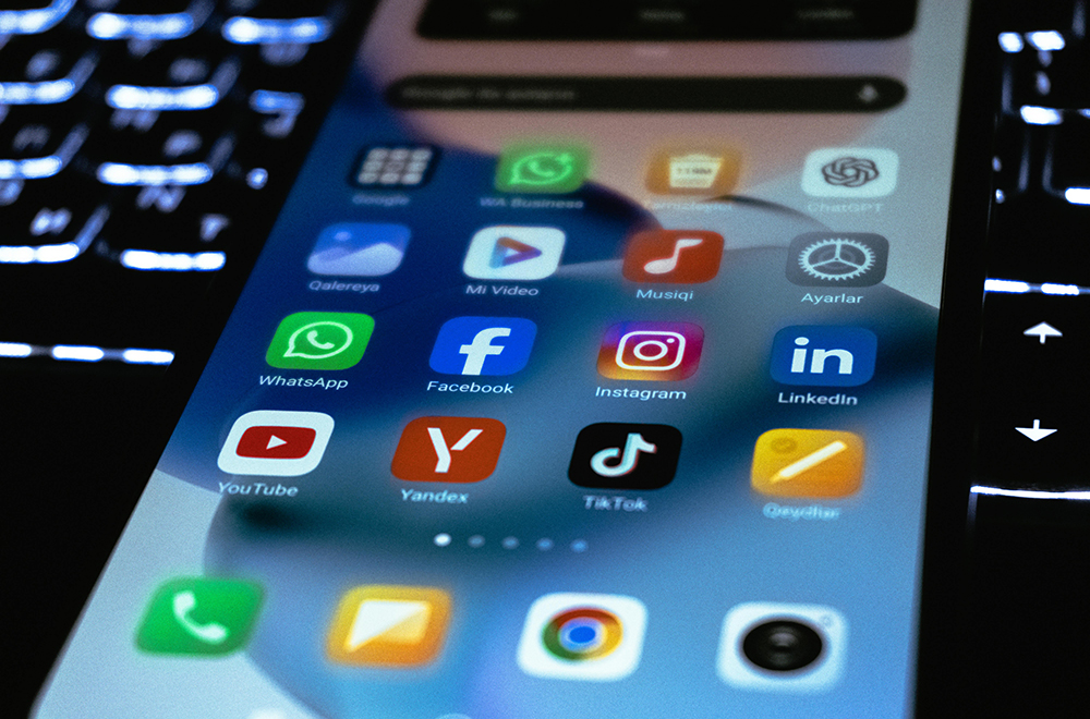 明明沒在用卻一直耗電?這 10 款熱門 App 是手機續航的隱形殺手 - 電腦王阿達 明明沒在用卻一直耗電?這 10 款熱門 App 是手機續航的隱形殺手 - 電腦王阿達